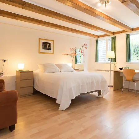 فندق مبيت وإفطار Cozy Family